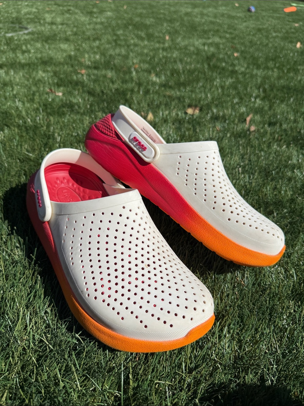 Lite Ride by Crocs, M6 W8